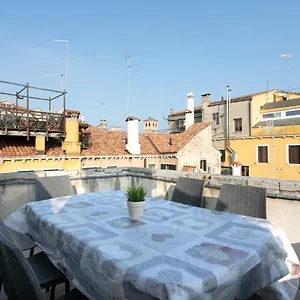 https://corte-del-tintor-apartments.hotelinveneto.com